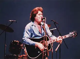 Stanton performing at Melbourne Concert Hall in 1997