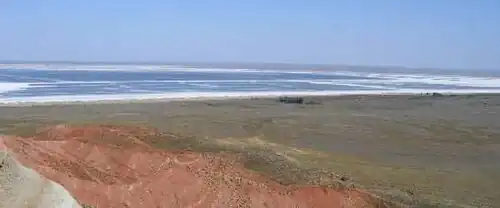 Other Aridisols are observed in areas where the steppe passes into the semi-desert, such as in the lower Volga region