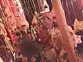 Anthropomorphic onion marionettes