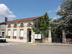 The town hall in Behonne
