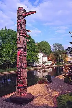 photo of a Canadian totem pole
