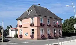 The town hall in Bischwihr