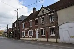 The town hall in Blacourt