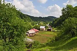 Izvoarele village