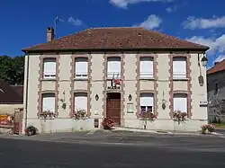 The town hall in Boissy-le-Repos