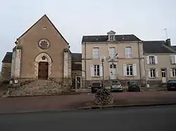 Place Saint-Aubin, the church and town hall