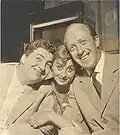 Gino Bramieri in 1958, with Sandra Mondaini and Raimondo Vianello