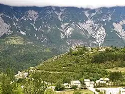 A general view of Brantes, with the slopes of Mont Ventoux in the background