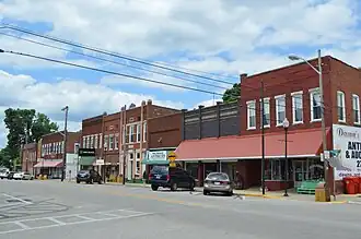 Broadway in Cave City