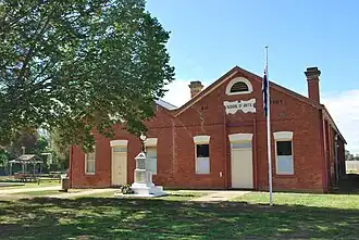 Brocklesby School of Arts, 1907