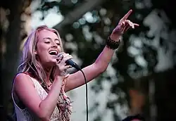 Brooke Eden performing in Los Angeles in 2015