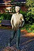 Fountain whispering