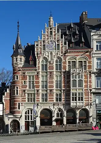 La Pharmacie Anglaise (1898, Saintenoy)