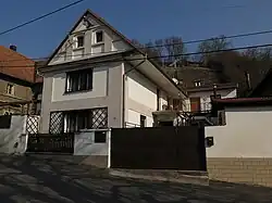 House No. 21