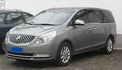Buick GL8 II (pre-facelift; 2010–2014) front view