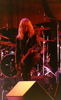 Buren Fowler playing guitar onstage