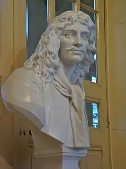 The bust of Molière, located in the hall.