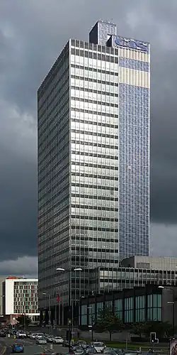 The CIS Tower (1962) was the tallest listed building in the UK.