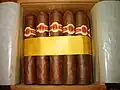 A box of cabinet selection Dunhill Cabinettas