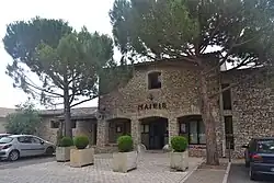 The town hall of Cabrières-d'Avignon