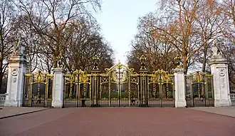Canada Gate, London