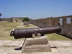 Cannons displayed on Acre's walls
