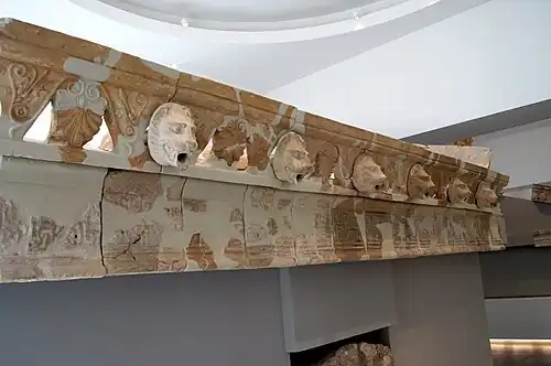 Terracotta frieze from Casa Marafioti temple, 2nd phase c. 5th century BC (Reggio museum)