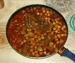 Chakhchoukha in Algerian cuisine; freshly cooked marqa before mixing with rougag