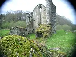 The remains of the chapel in Saint-Moreil
