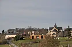 A general view of Chasseneuil