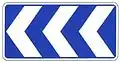 Chevron with three arrows (Left)