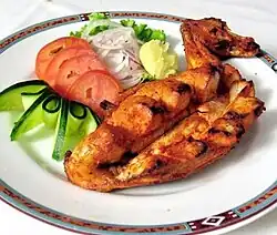 Chicken tikka with salad