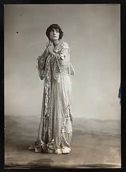 Claire McDowell in 1922 Mrs. Cratchit