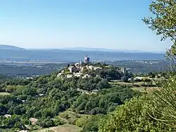 The village of Clansayes