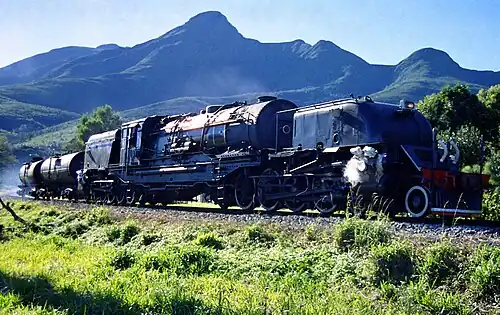 No. 2575 on an excursion trip, George, 30 May 2005