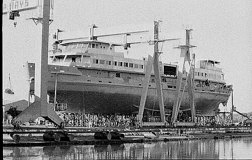 Collaroy under construction at Carrington Slipways
