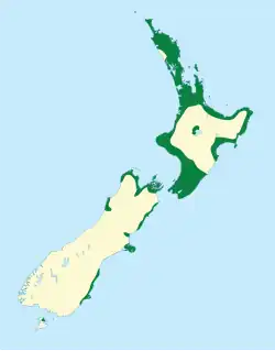 A map of mainland New Zealand showing the range of Corynocarpus laevigatus colour-coded in green. Its range covers most of the North Island. However, in the South Island, the species is only found in coastal areas, with most of the population being centred in the Banks Peninsula and Marlborough Sounds.