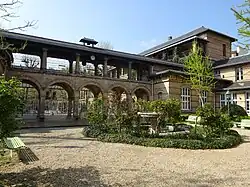 The courtyard of honor, in the late 2010s.​​‌