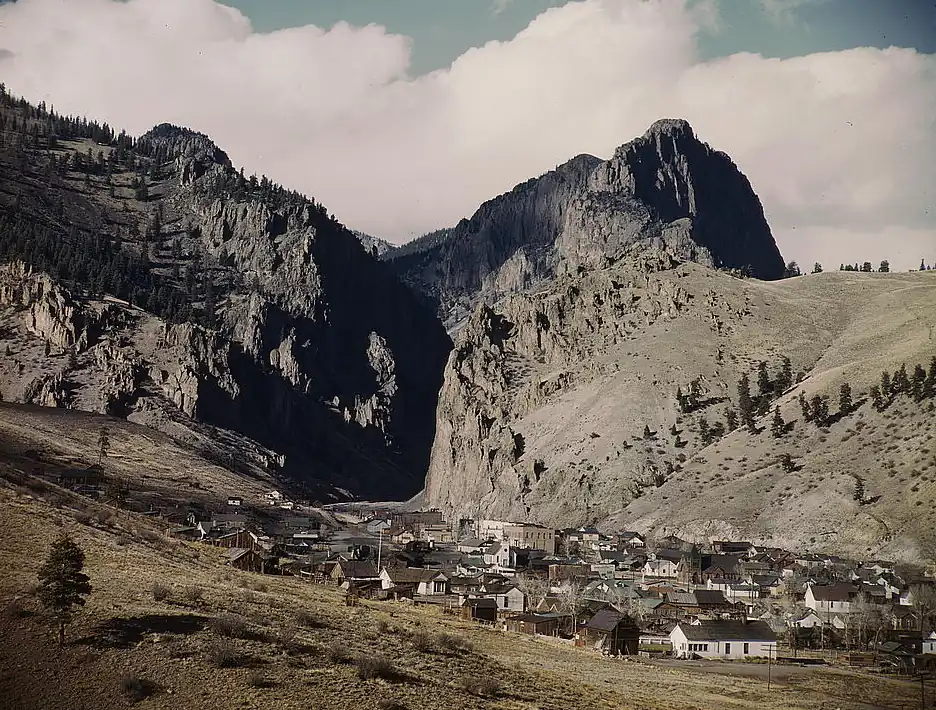 Creede in 1942, photo by Andreas Feininger.