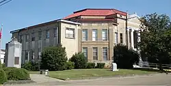 Lamar County Courthouse in Purvis