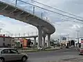 Steep turn of the First Viaduct, over the Juan Pablo II Avenue, between the Mercado del Mar y Zapopan Centro stations