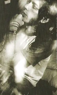 Moyal during an As Friends Rust photo shoot promoting the album Won in mid-2001.