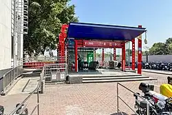 Entrance D