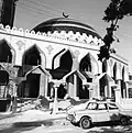 The mosque under construction in 1983, Henk van Rinsum, Nationaal Museum van Wereldculturen
