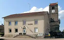 The town hall in Dompierre