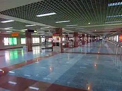 Line 1 concourse