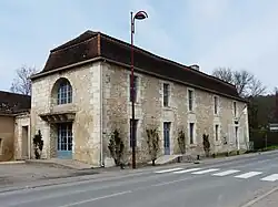 The town hall in Douville