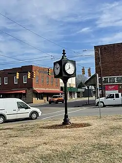 Downtown Maiden