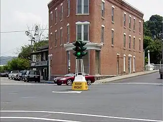 A dummy light in Canajoharie, New York. It was removed in 2021.[95]