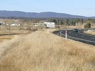 New England Highway, Dundee